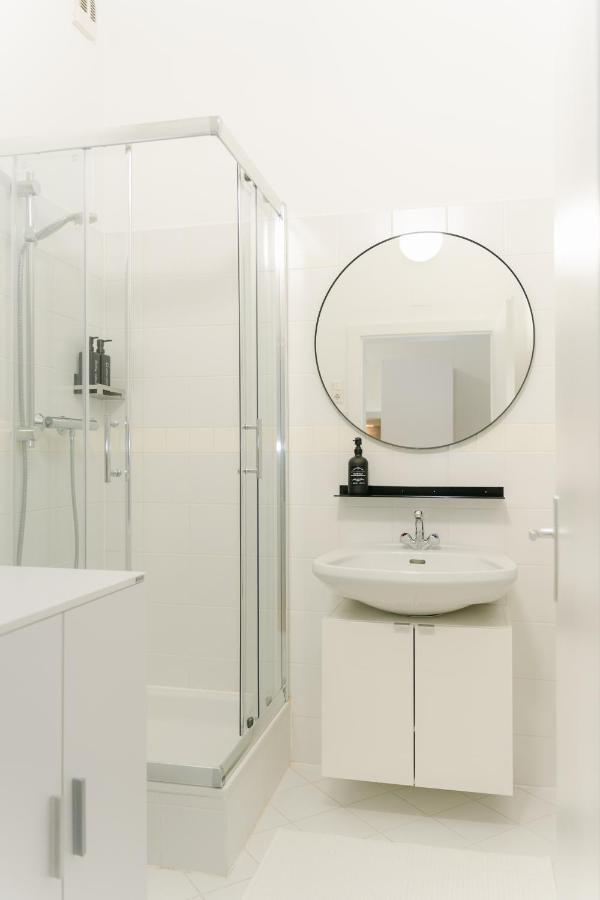 Cozy Apt Perfect For 4-6 Tv Metro Self-Checkin Vienne Extérieur photo